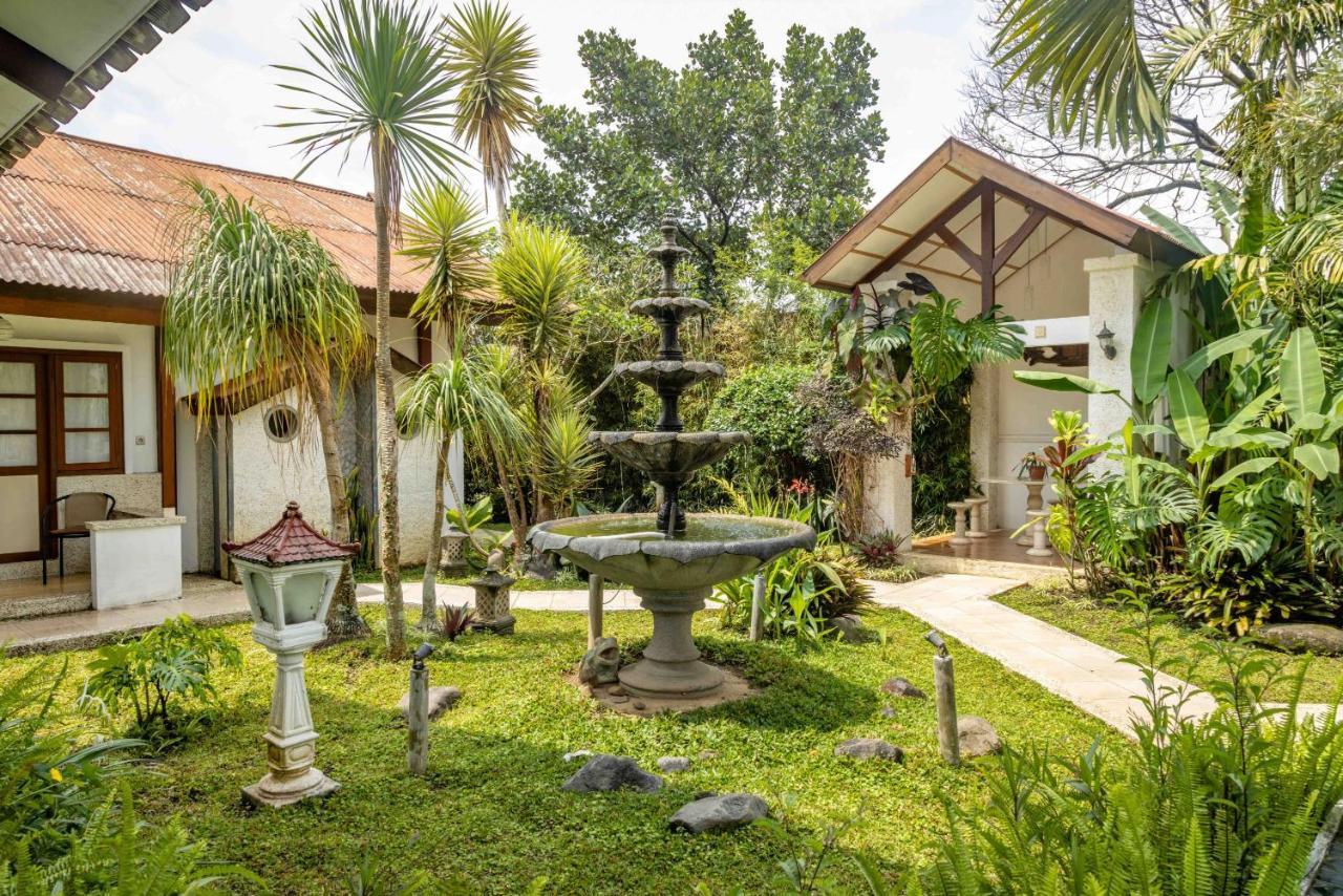 Family Hotel Gradia 1 Batu  Eksteriør bilde