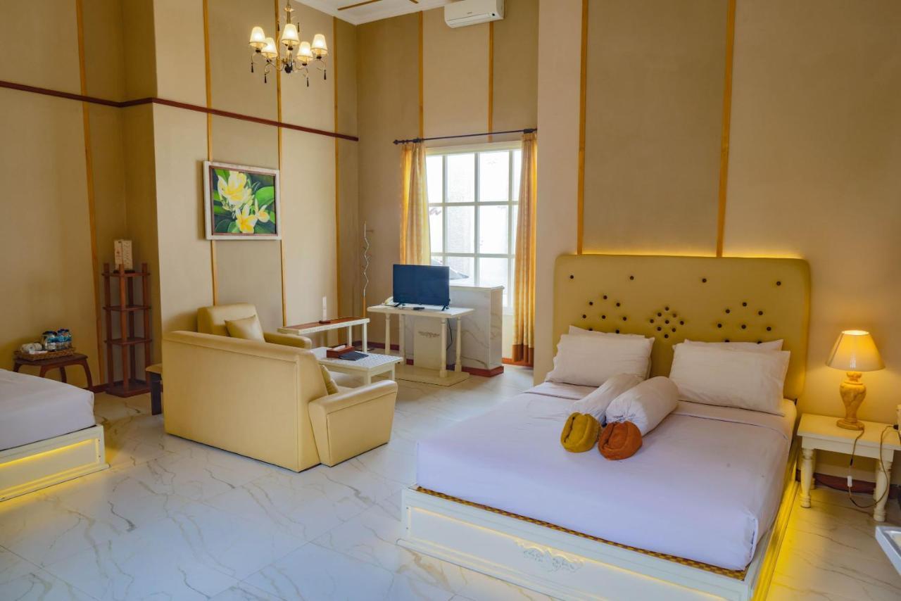 Family Hotel Gradia 1 Batu  Eksteriør bilde